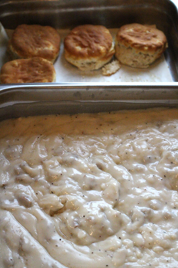 sausage gravy and biscuits